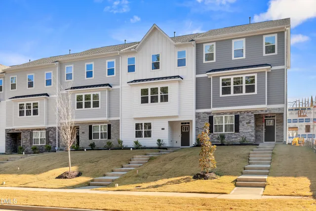 $2,250 | 2259 Horton Pk Drive, Apex, NC 27539