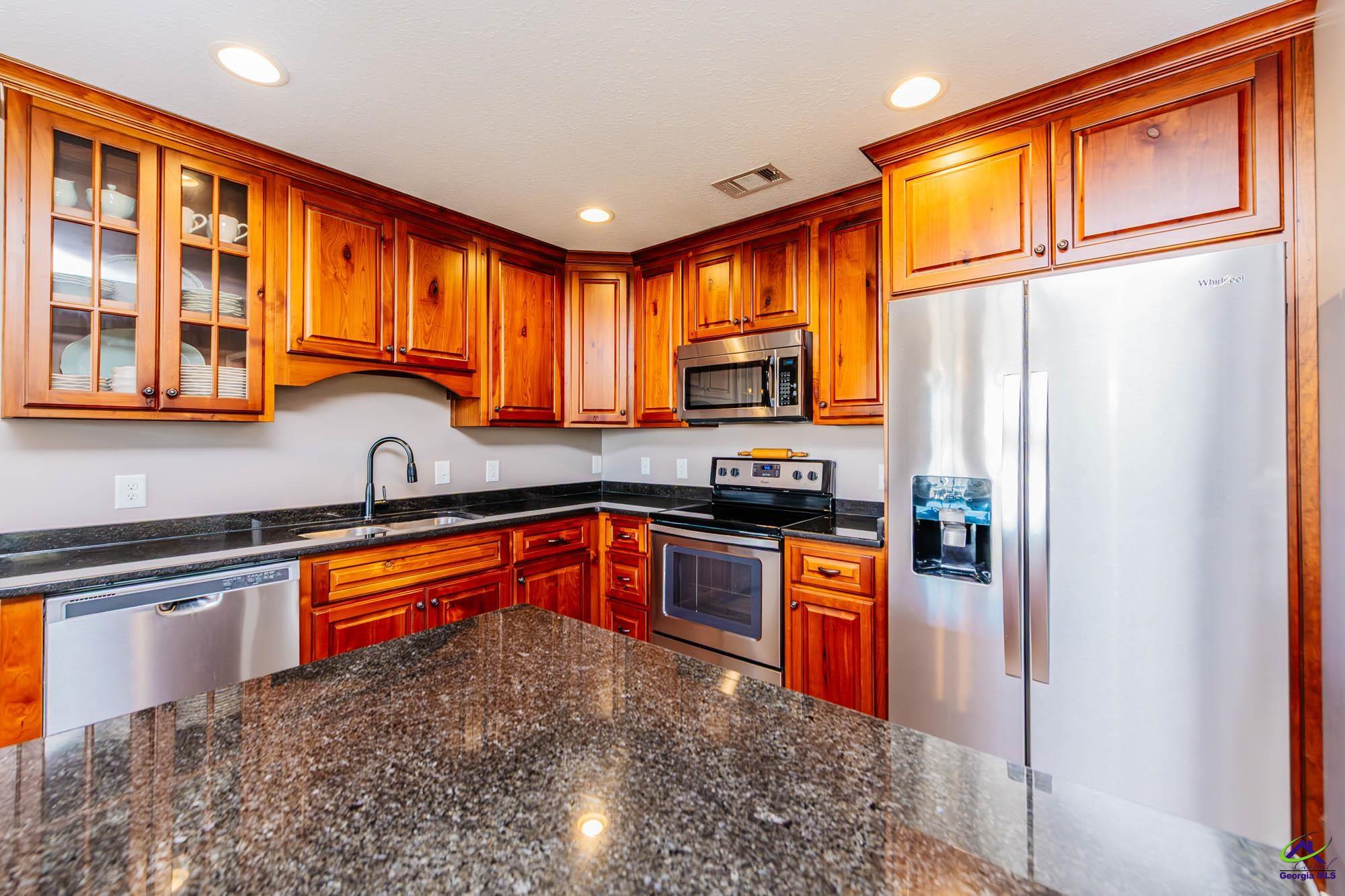 103 Lasseter Lane Perry, GA 31069 - Photo 8 of 34