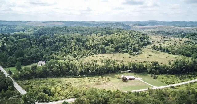 $2,380,000 | 800 North Branch Road, McDonald, PA 15057