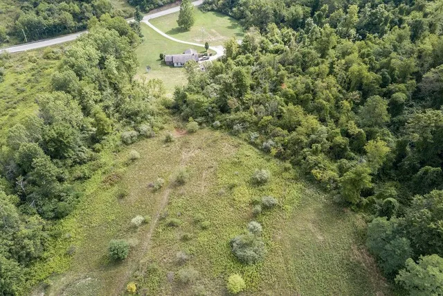 $2,380,000 | 800 North Branch Road, McDonald, PA 15057