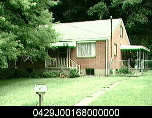 458 Rochester Road Pittsburgh, PA 15237 - Photo 1 of 3 Exterior Front.
