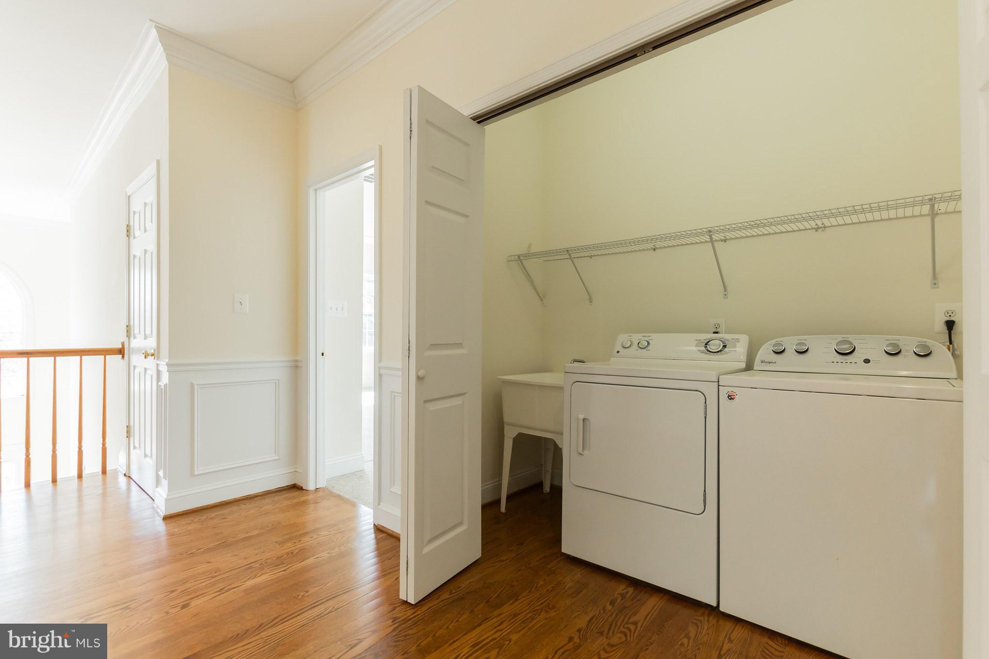 4004 Braddock Road Alexandria, VA 22312 - Photo 17 of 30 Laundry