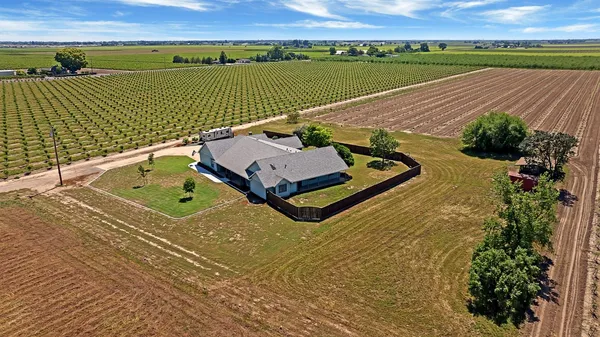 $1,099,000 | 1844 West Highway 12, Lodi, CA 95242