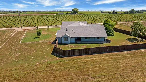 $1,099,000 | 1844 West Highway 12, Lodi, CA 95242