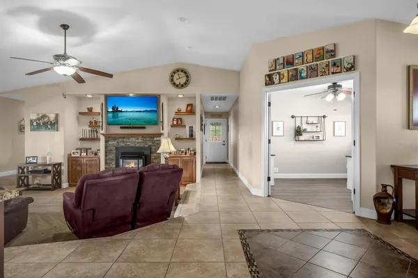 $1,099,000 | 1844 West Highway 12, Lodi, CA 95242