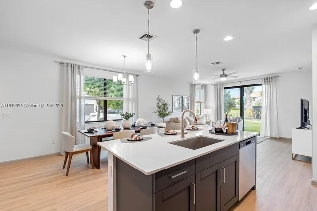 $2,685 | 13138 Valletta Way Port Street, Unit 1007, Port St. Lucie, FL 34987