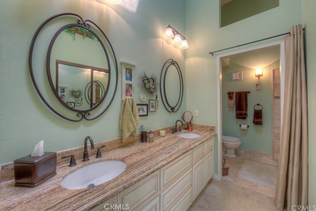 5568 Orange Cypress, CA 90630 - Photo 18 of 25
