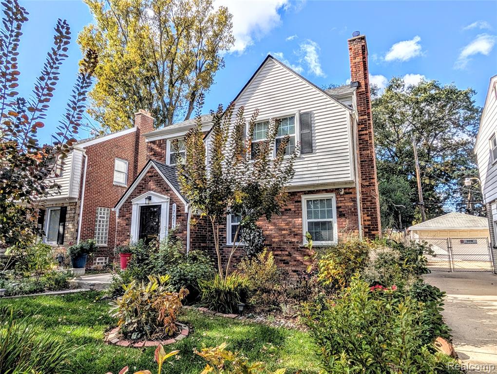 17211 Huntington Road Detroit, MI 48219 - Photo 3 of 28 Gallery Image 3