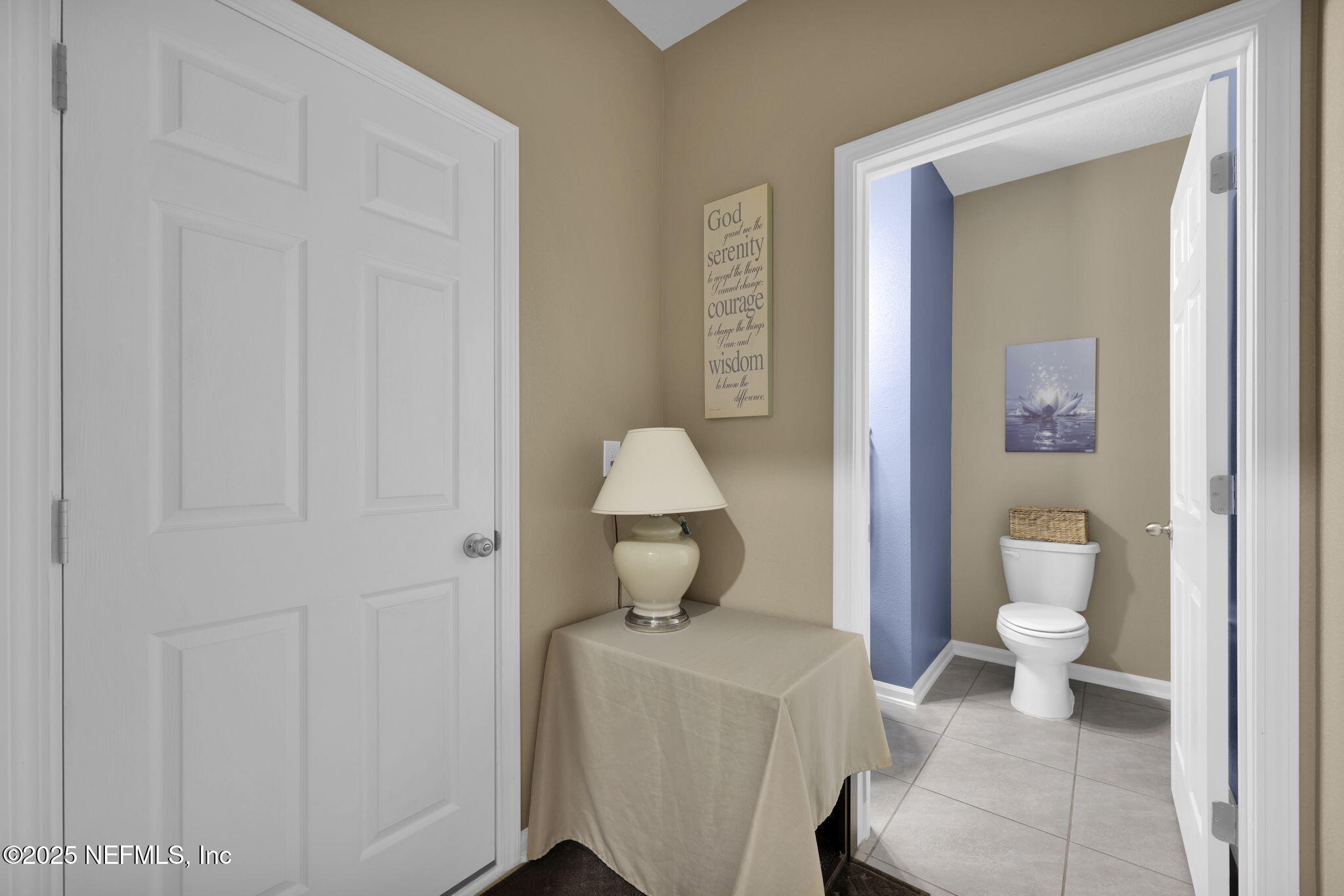 568 Coastline Way St. Augustine, FL 32092 - Photo 5 of 36 GARAGE ENTRY