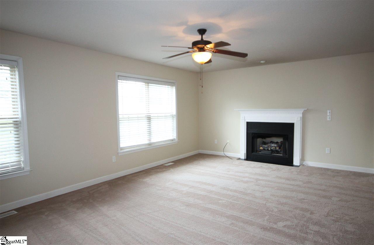 715 West Gap Creek Road Greer, SC 29651 - Photo 4 of 24