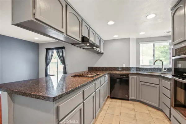 $3,950 | 19121 Queensport Lane, Unit A, Huntington Beach, CA 92646