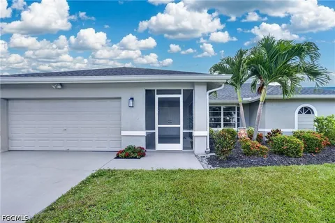 $815,000 | 4933 Seville Court, Cape Coral, FL 33904