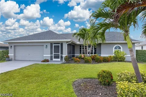 $815,000 | 4933 Seville Court, Cape Coral, FL 33904