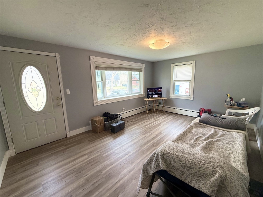 35 New Boston Road Sturbridge, MA 01566 - Photo 5 of 19