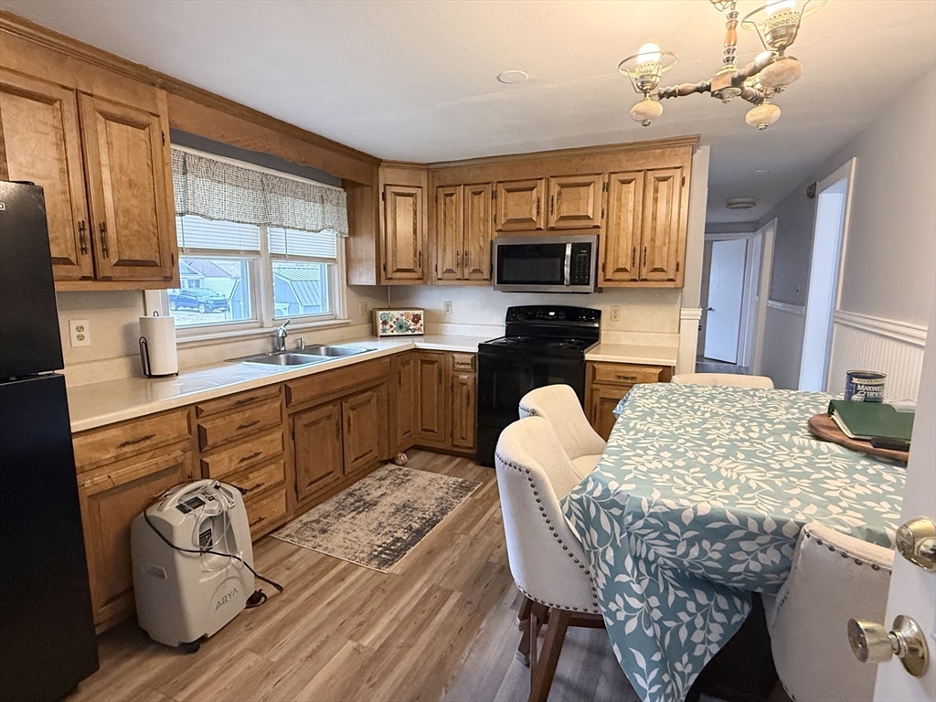 35 New Boston Road Sturbridge, MA 01566 - Photo 9 of 19