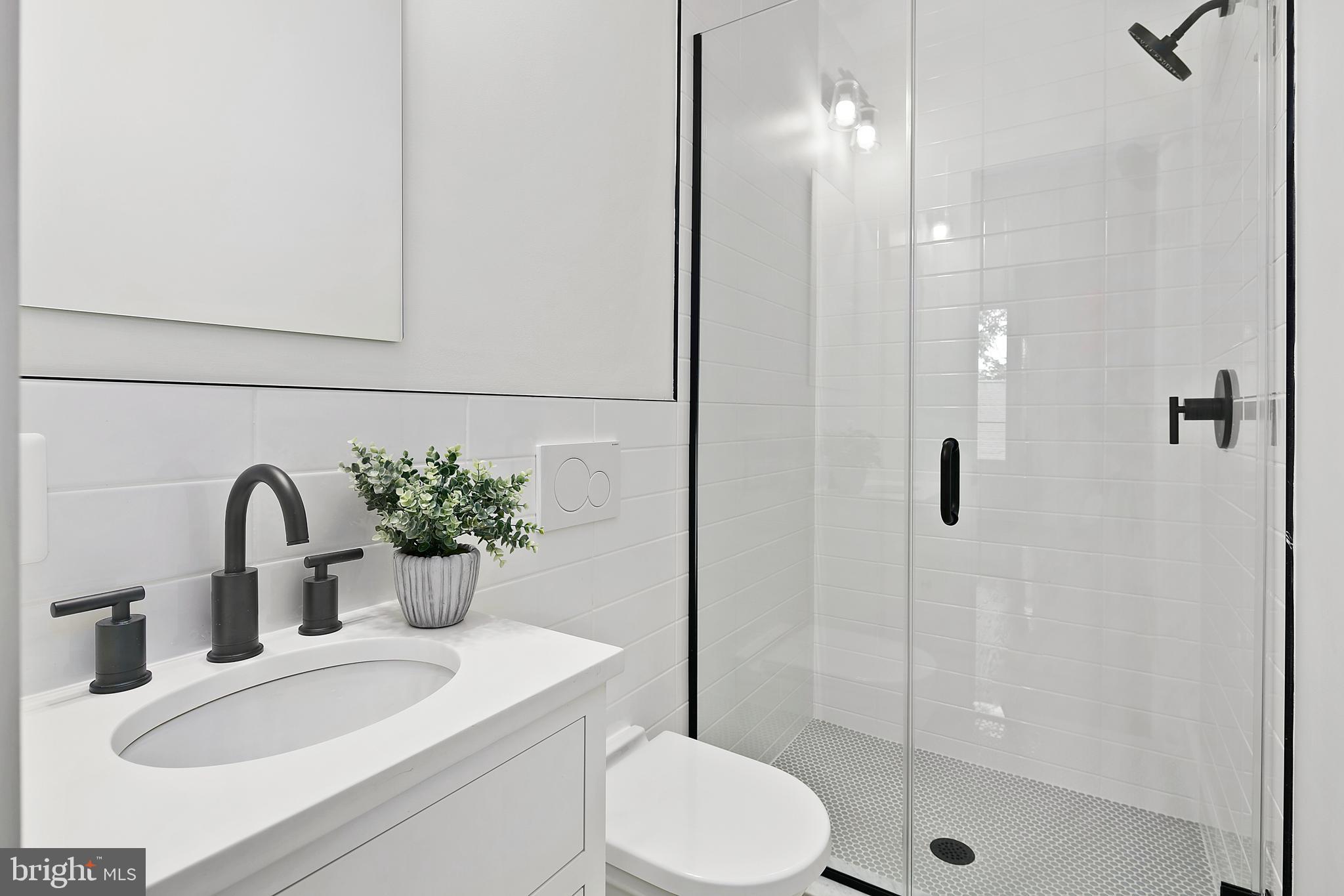 1844 Monroe Street Northwest, Unit 2 Washington, DC 20010 - Photo 13 of 28