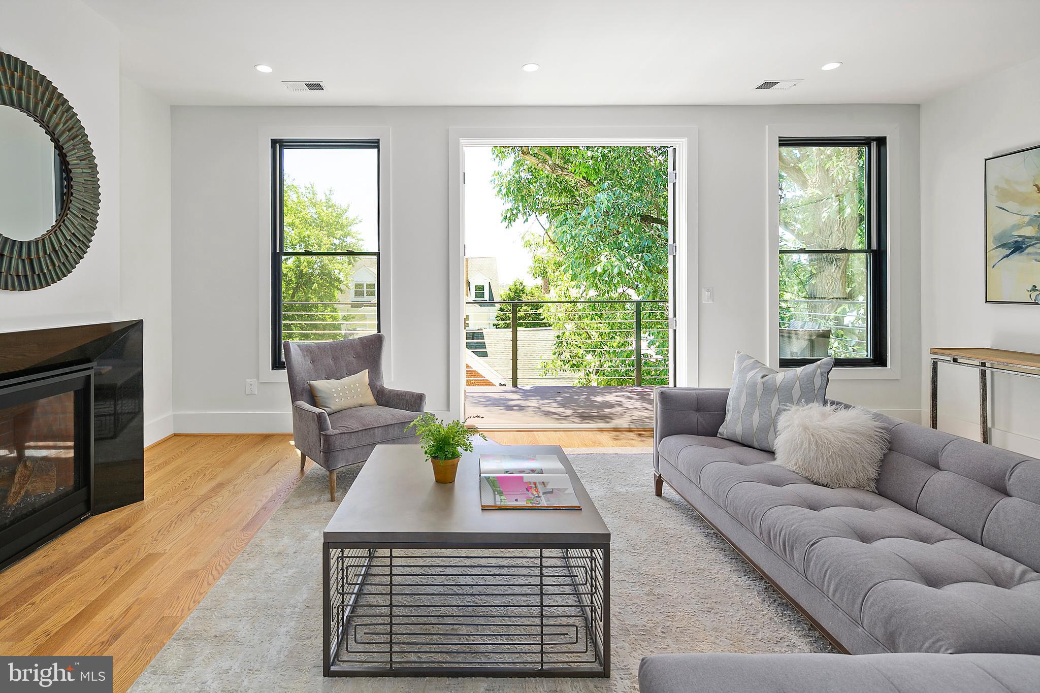 1844 Monroe Street Northwest, Unit 2 Washington, DC 20010 - Photo 3 of 28