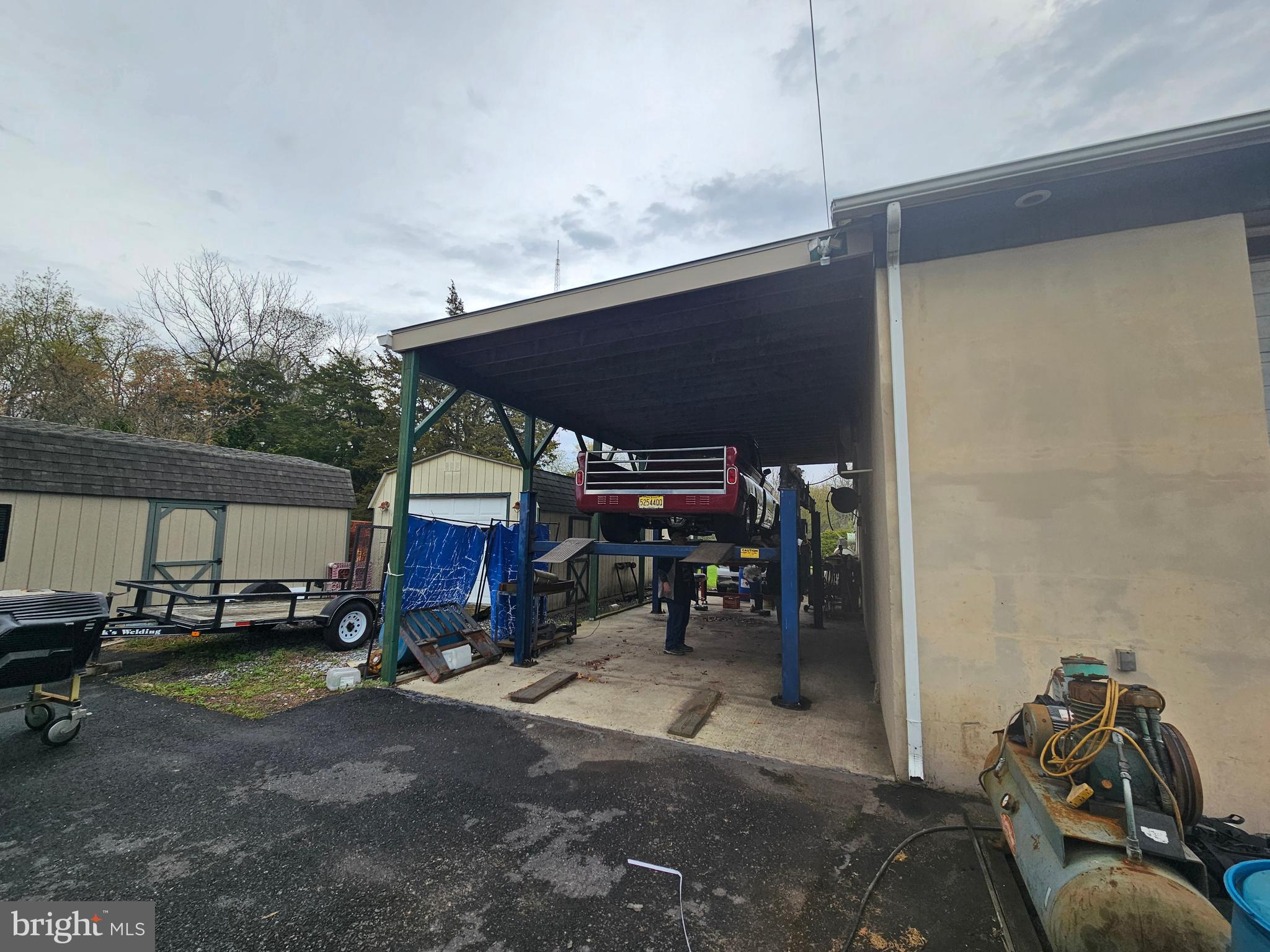 1737 South Burlington Road Bridgeton, NJ 08302 - Photo 29 of 64 a view of a chairs and tables in patio