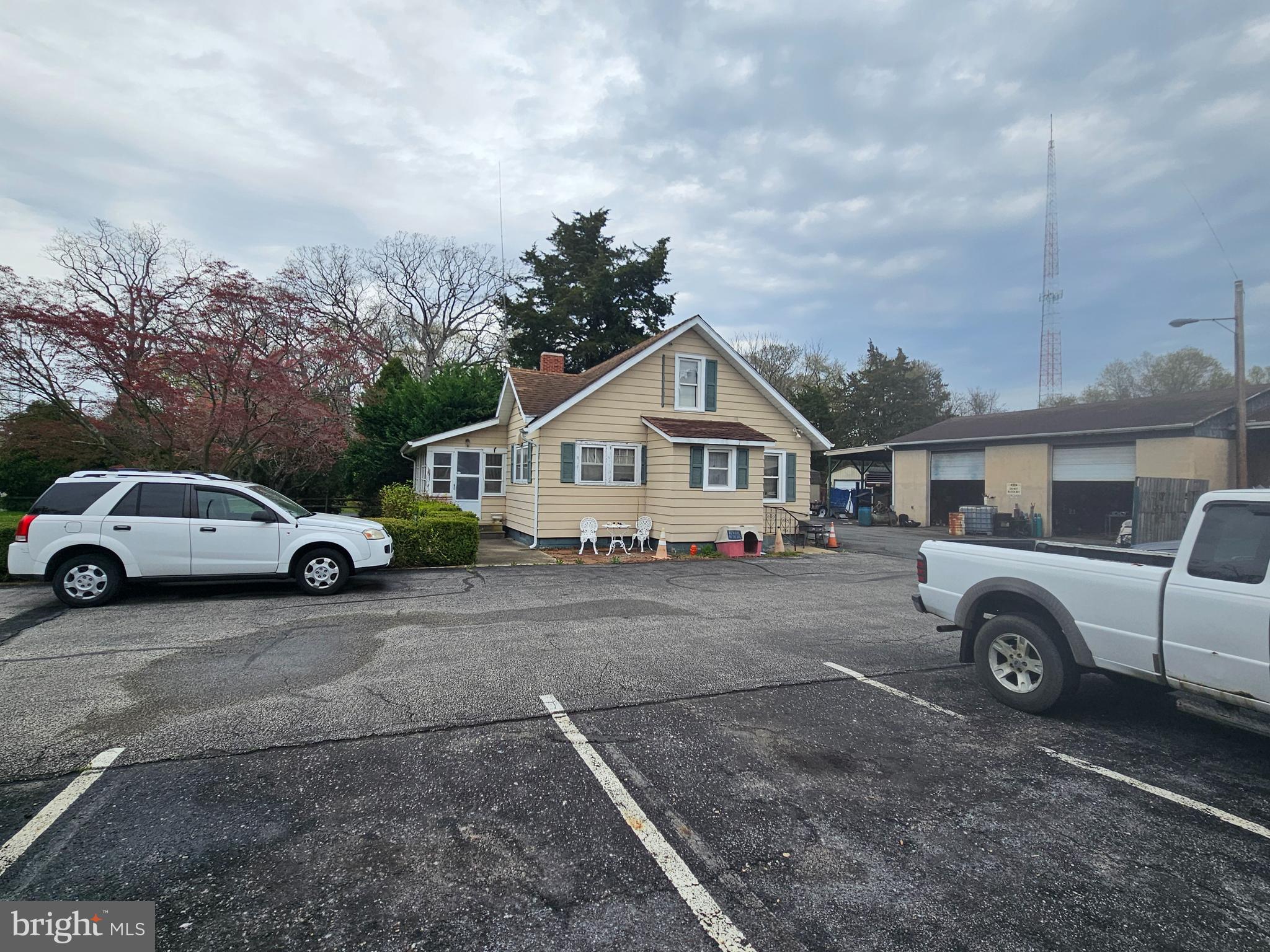 1737 South Burlington Road Bridgeton, NJ 08302 - Photo 6 of 64 a view of a car in front of a house