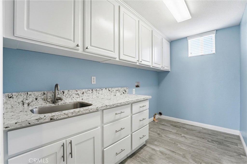 950 Manor Way Corona, CA 92882 - Photo 34 of 80