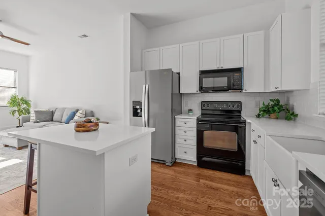 $399,000 | 927 East 8th Street, Charlotte, NC 28204