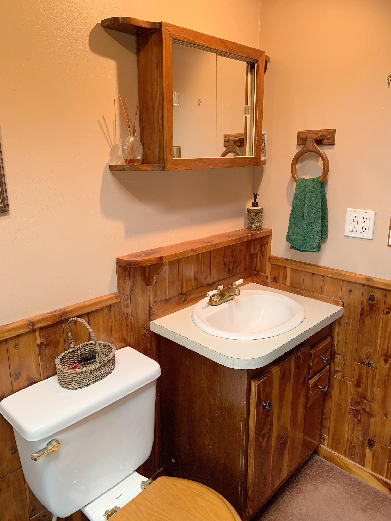 119 Kelleytown Road Bernard, ME 04612 - Photo 44 of 50 119Kelleytown_Interior020