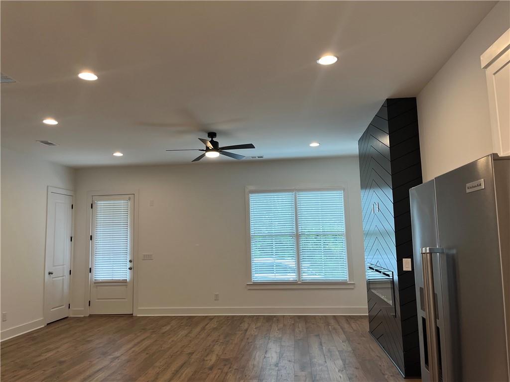 5603 West Pine Street Flowery Branch, GA 30542 - Photo 7 of 37