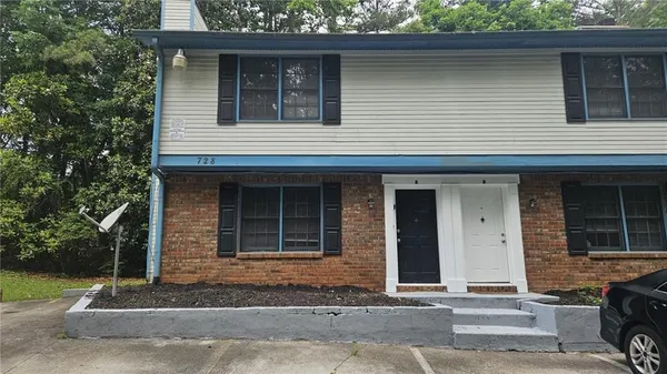 $1,650 | 728 Burnt Creek Drive Northwest, Unit B, Lilburn, GA 30047