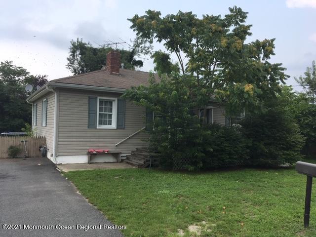 98 Pinewood Road Toms River, NJ 08753 - Photo 1 of 2 98 pinewood 2