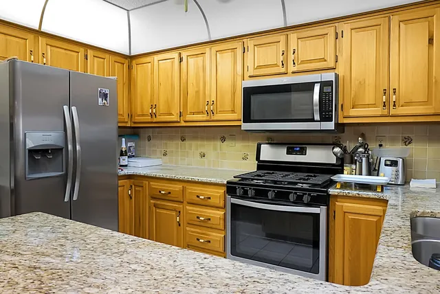 $540,000 | 1 Santee Lakes Court, Elloree, SC 29047