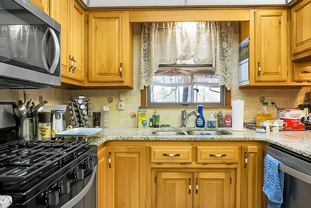 $540,000 | 1 Santee Lakes Court, Elloree, SC 29047