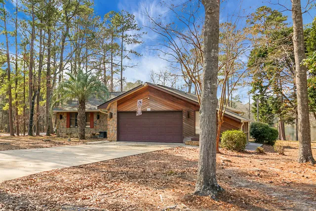 $540,000 | 1 Santee Lakes Court, Elloree, SC 29047
