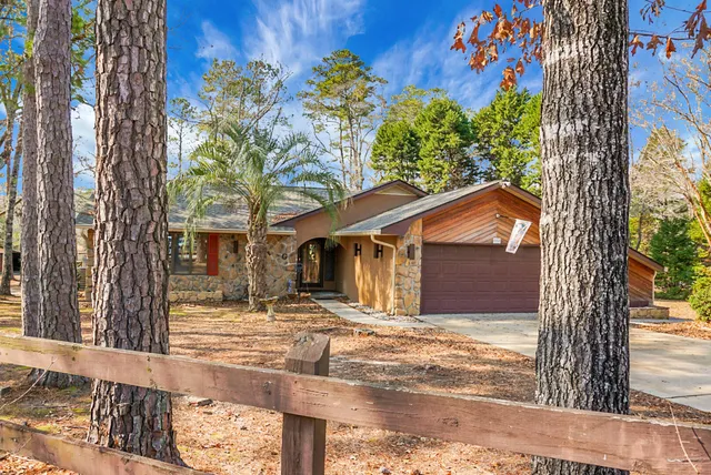 $540,000 | 1 Santee Lakes Court, Elloree, SC 29047