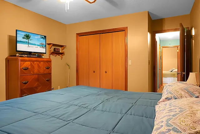 $540,000 | 1 Santee Lakes Court, Elloree, SC 29047