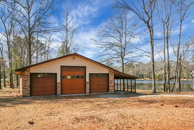 $540,000 | 1 Santee Lakes Court, Elloree, SC 29047