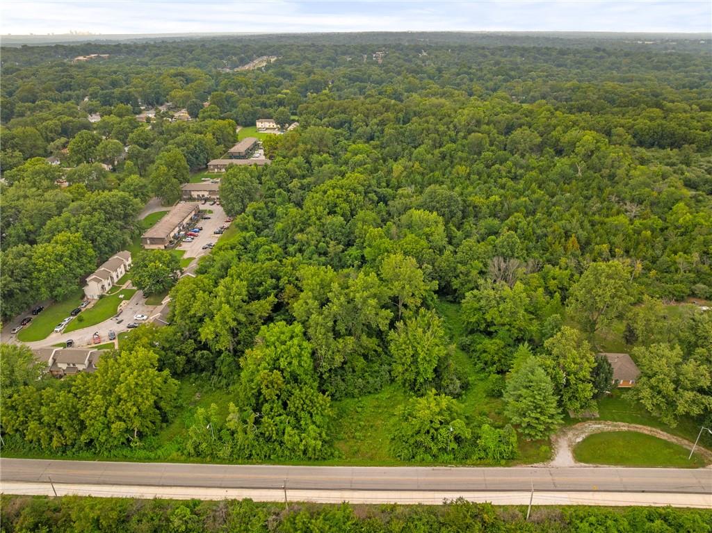 8906 Bannister Road Kansas City, MO 64138 - Photo 8 of 12 Gallery Image 8