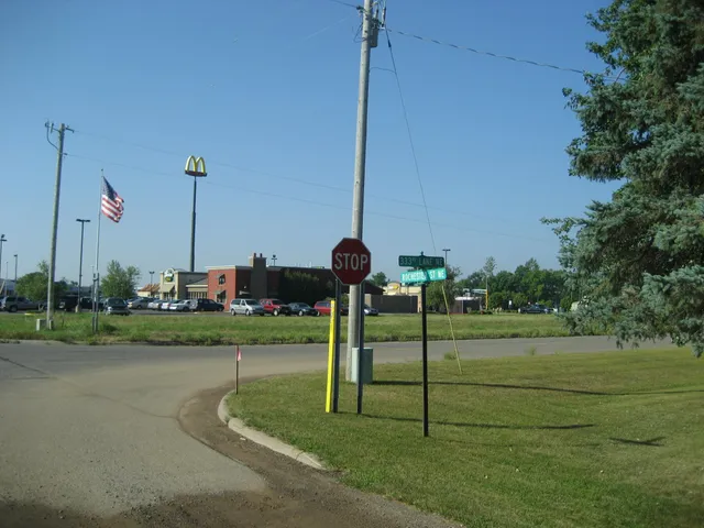 $1,449,000 | 33388 Rochester Street Northeast, Cambridge, MN 55008