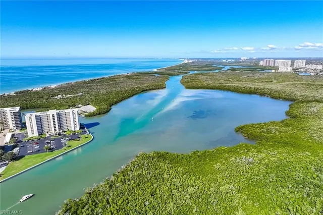 $2,235,000 | 285 Grande Way, Unit 501, Naples, FL 34110