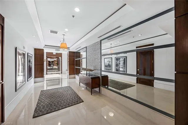 $2,235,000 | 285 Grande Way, Unit 501, Naples, FL 34110