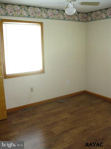 795 Bullfrog Road Gettysburg, PA 17325 - Photo 9 of 26