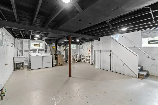 $300,000 | 3912 Adams Street, Bellwood, IL 60104