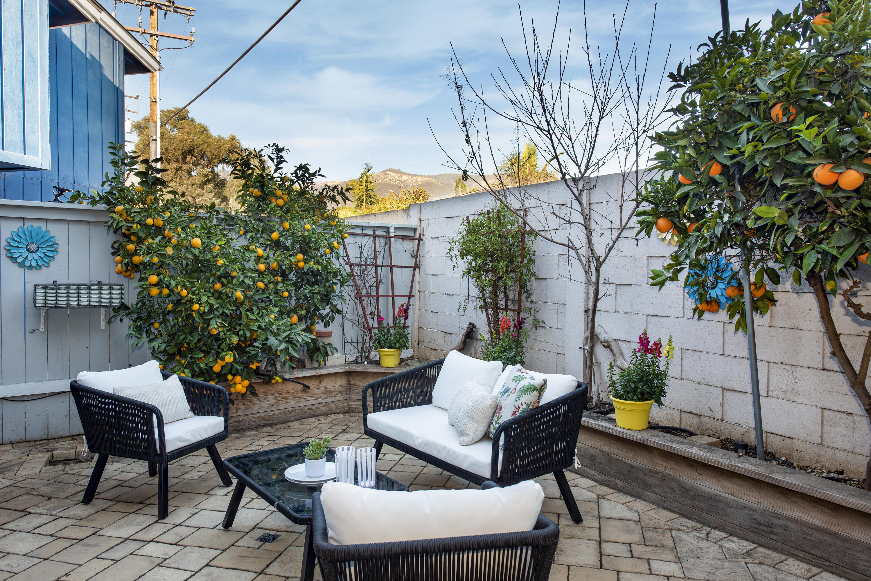120 El Sueno Road Santa Barbara, CA 93110 - Photo 10 of 19 Patio