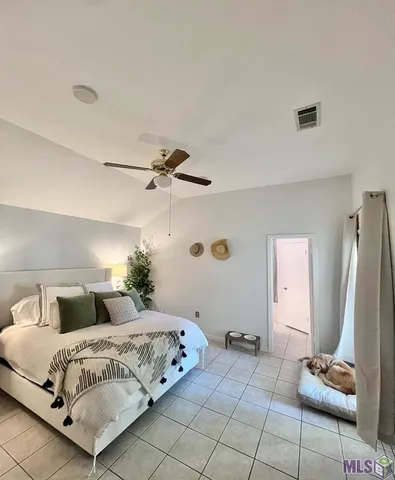 $2,000 | 633 Meadow Bend Drive, Baton Rouge, LA 70820