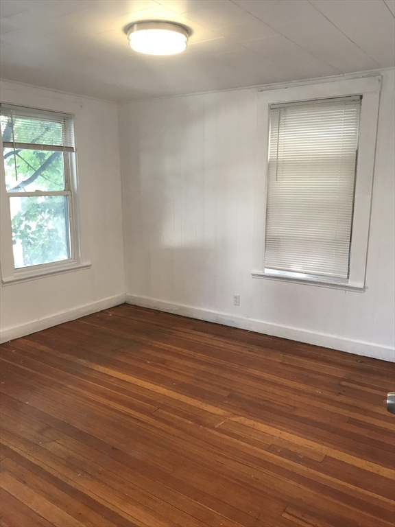 17 George Street, Unit 2 Somerville, MA 02145 - Photo 5 of 9