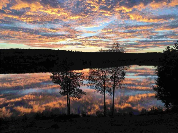 $689,900 | 21 Shadow Brook Lane, Unit 21F, Smithfield, RI 02917