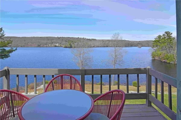 $689,900 | 21 Shadow Brook Lane, Unit 21F, Smithfield, RI 02917