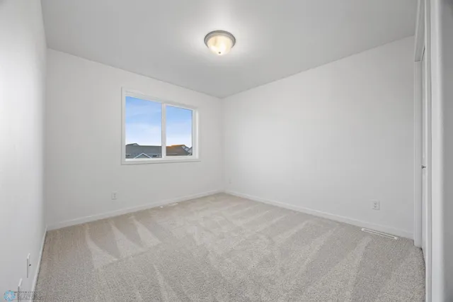 $385,998 | 6874 Joseph Street, Horace, ND 58047