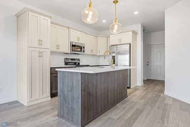 $385,998 | 6874 Joseph Street, Horace, ND 58047