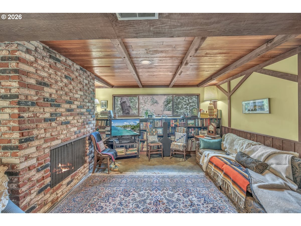 9200 Southwest Elrose Court Portland, OR 97224 - Photo 32 of 46