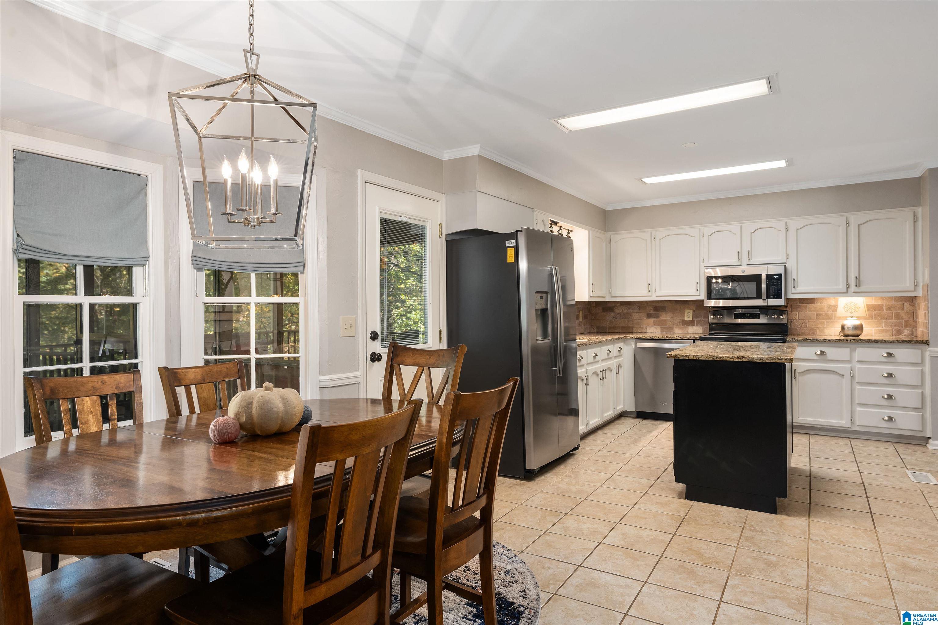 2033 Shagbark Road Birmingham, AL 35244 - Photo 12 of 36
